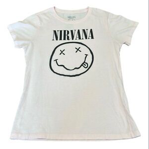 Nirvana size large fits like a medium light pink short sleeve band T-shirt EUC